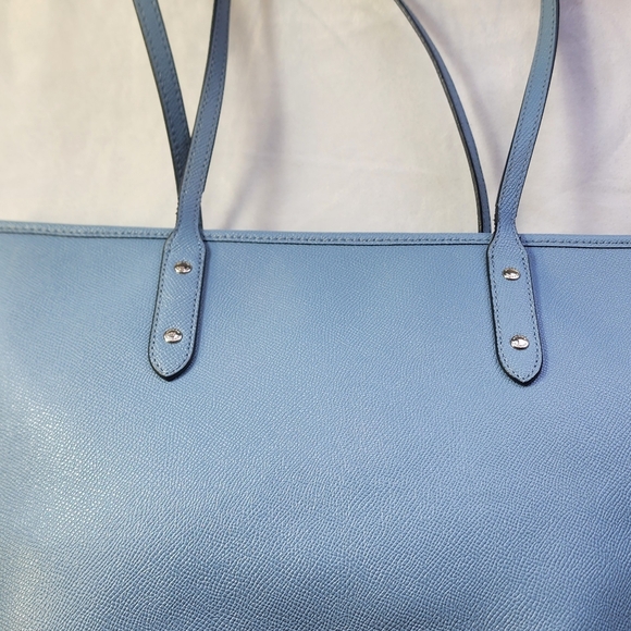 COACH Leather City Tote, Baby Blue Cross Grain Leather Tote GUC - Picture 3 of 16